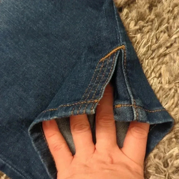 GLORIA Vanderbilt Amanda Capri with built-in slimming panel - Picture 10 of 11